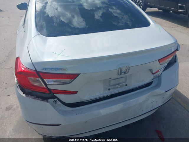 1HGCV2F90JA041046 Honda Accord Touring 2.0t