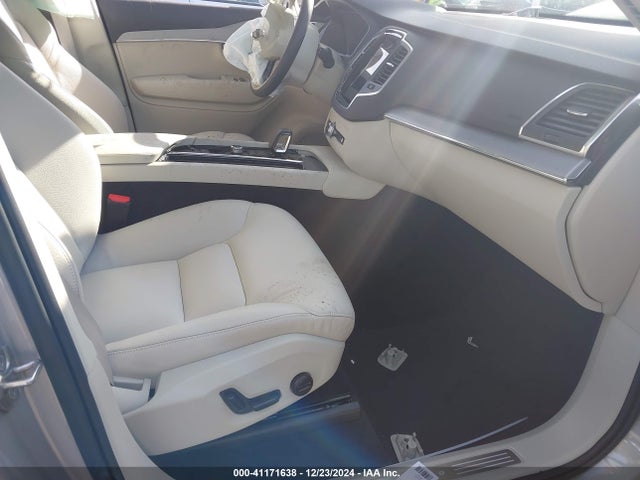 YV4M12PJ9S1306097 Volvo Xc90 B5 Core