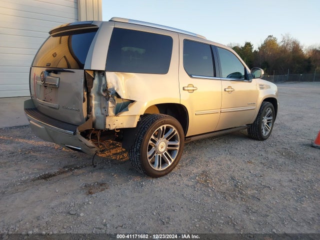 2012 CADILLAC ESCALADE 1GYS4CEF8CR207676 Photo 3