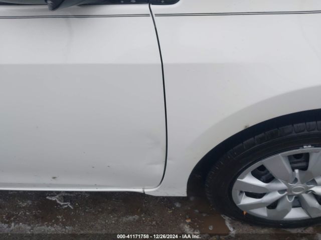 5YFBURHE6FP250164 Toyota Corolla S