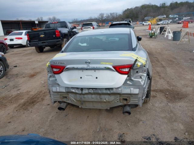 1N4AA6AP0HC366511 Nissan Maxima 3.5 S