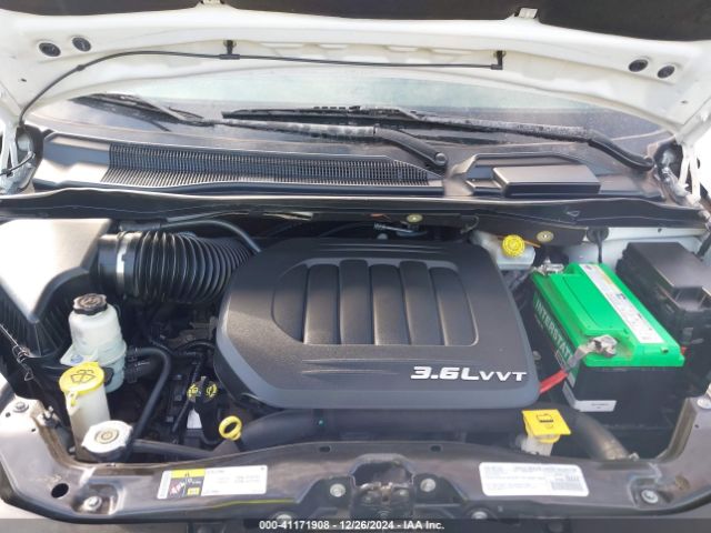 2C4RDGCG0HR824286 Dodge Grand Caravan Sxt