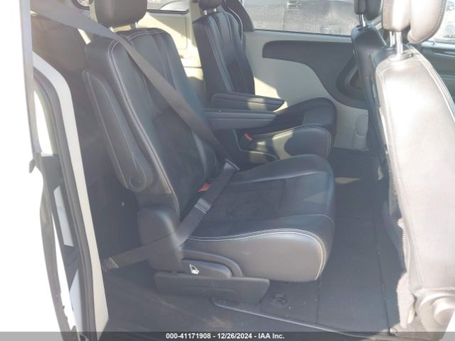 2C4RDGCG0HR824286 Dodge Grand Caravan Sxt