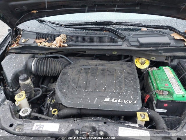 2C4RC1HGXFR618463 Chrysler Town & Country S