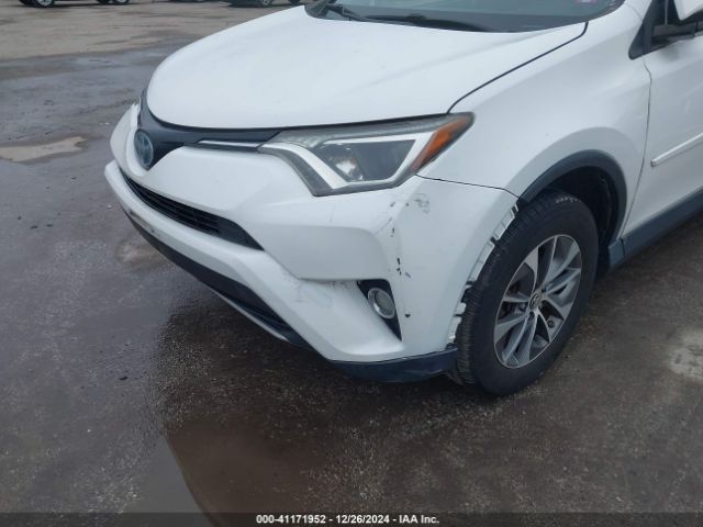 JTMRJREV8HD060335 Toyota Rav4 Hybrid Xle