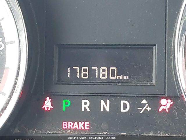 2C4RDGBG3ER411405 Dodge Grand Caravan Se 30th Anniversary