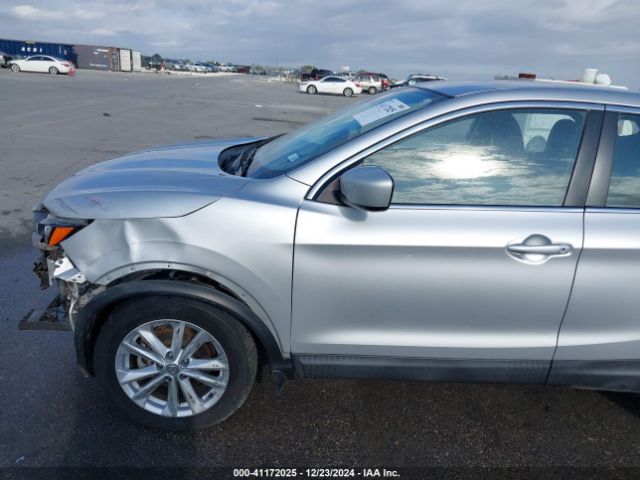 JN1BJ1CPXJW153460 Nissan Rogue Sport S