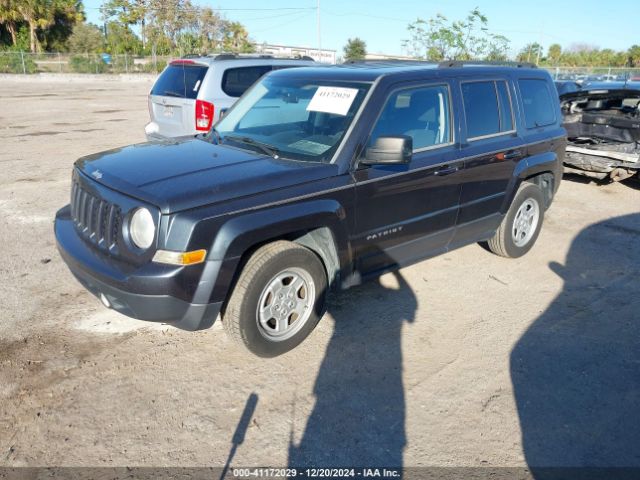 1C4NJPBA5ED521877 Jeep Patriot Sport