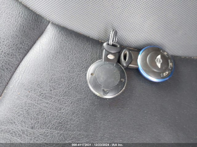 2008 MINI COOPER S CLUBMAN WMWMM33568TP70533 Photo 10