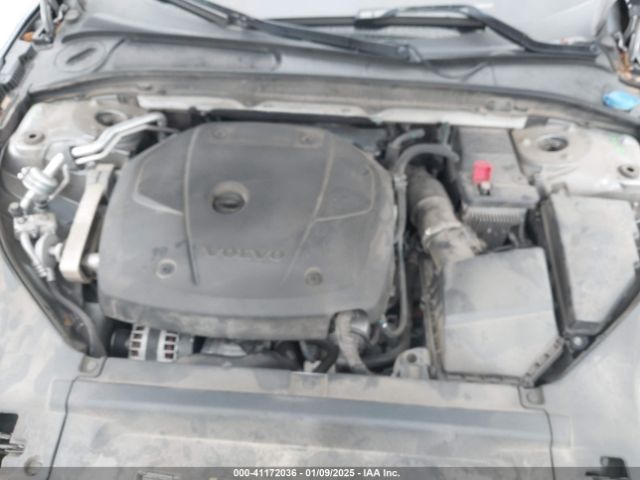 LVY982AKXJP005333 Volvo S90 T5 Momentum