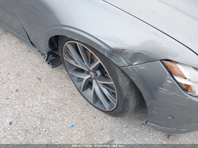 LVY982AKXJP005333 Volvo S90 T5 Momentum