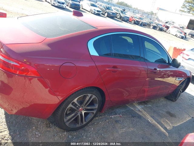 SAJAD4BV7HA965745 Jaguar Xe 35t Premium