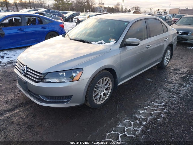 1VWAT7A39EC060794 Volkswagen Passat 1.8t S