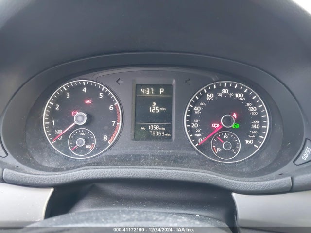 1VWAT7A39EC060794 Volkswagen Passat 1.8t S