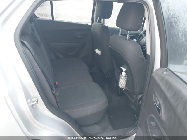 3GNCJKSB5JL333844 Chevrolet TRAX LS