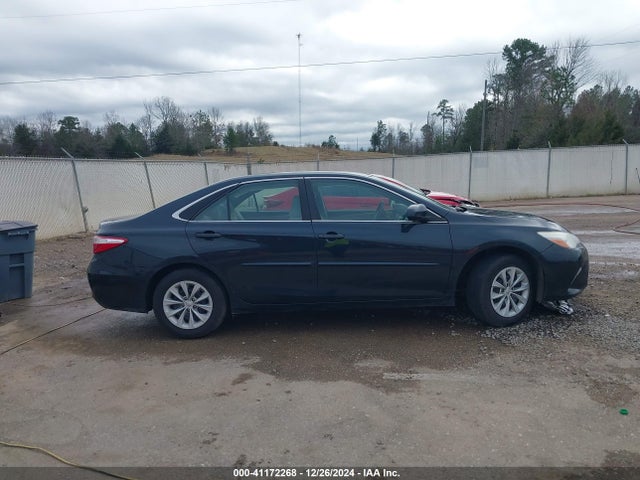 4T1BF1FK4FU929482 Toyota CAMRY LE