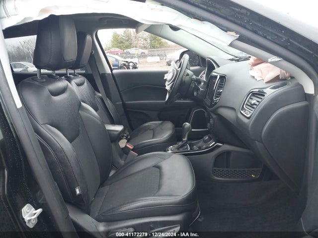 3C4NJDBBXKT647441 Jeep Compass Altitude 4x4