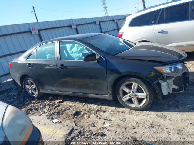 4T1BF1FK5EU335093 Toyota CAMRY SE