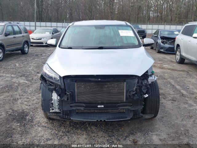 5XYPGDA59KG497087 KIA Sorento 3.3l Lx