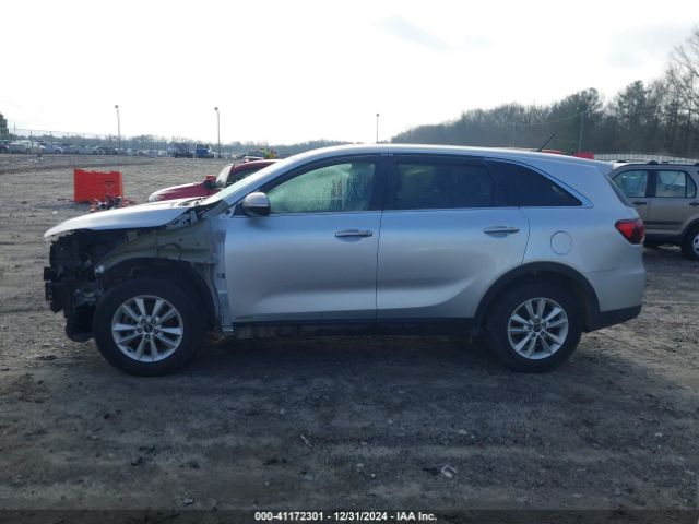 5XYPGDA59KG497087 KIA Sorento 3.3l Lx