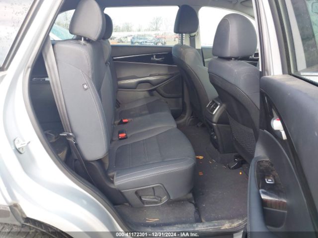 5XYPGDA59KG497087 KIA Sorento 3.3l Lx