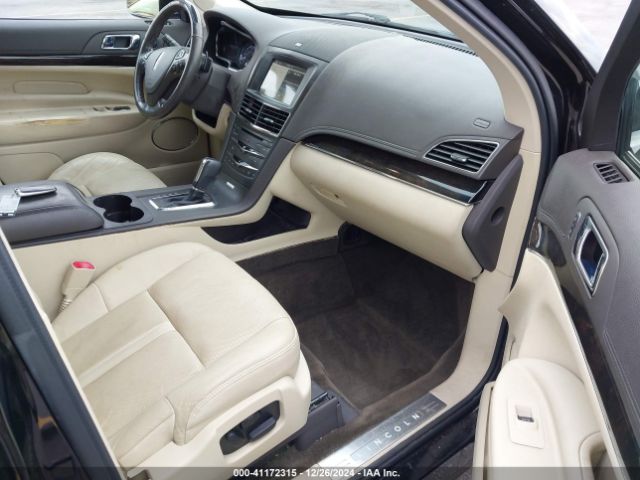 2LMHJ5AT9GBL02305 Lincoln Mkt Ecoboost