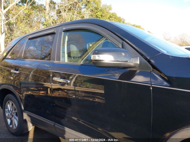 5XYKT3A6XEG522415 KIA SORENTO LX