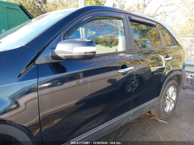 5XYKT3A6XEG522415 KIA SORENTO LX