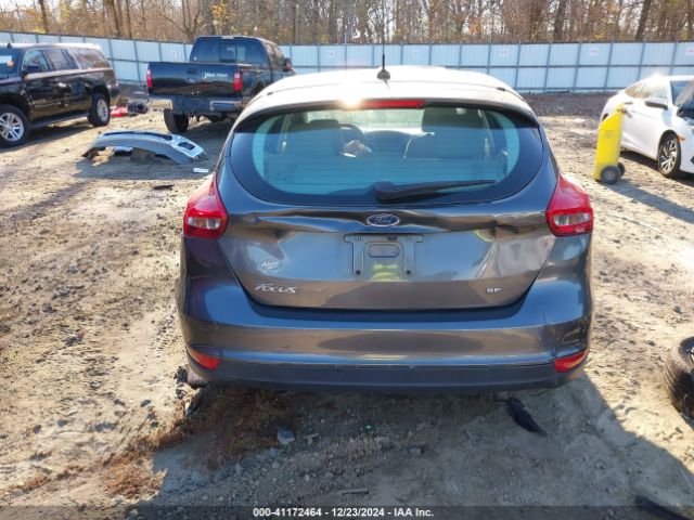 1FADP3K22JL234272 Ford FOCUS SE