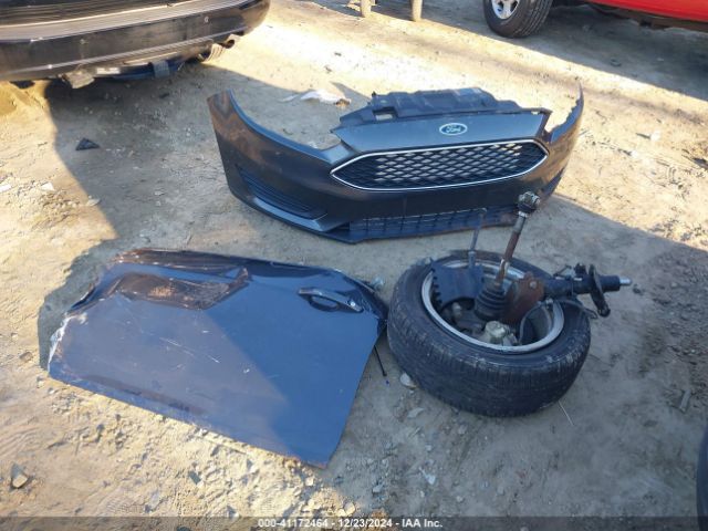 1FADP3K22JL234272 Ford FOCUS SE