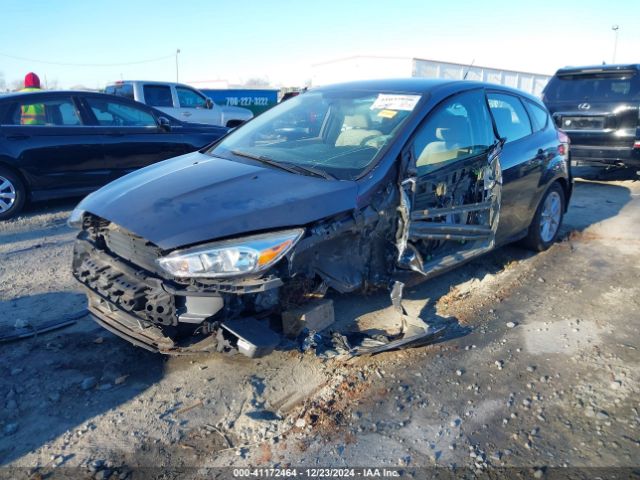 1FADP3K22JL234272 Ford FOCUS SE