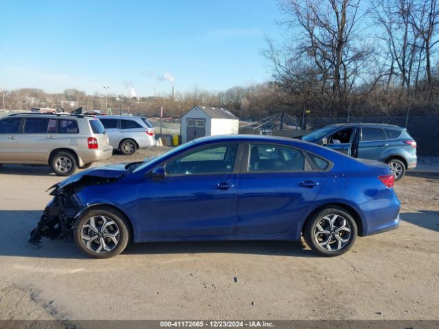 3KPF24AD8LE253608 KIA Forte Lxs