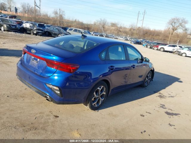 3KPF24AD8LE253608 KIA Forte Lxs