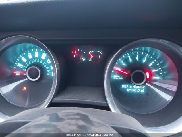 1ZVBP8AM3E5284414 Ford Mustang V6