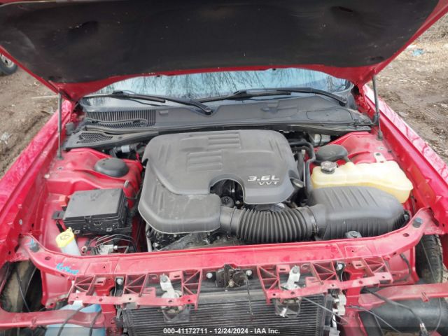 2C3CDZAG5GH137933 Dodge Challenger Sxt Plus