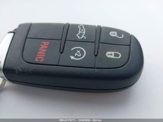 2C3CDZAG5GH137933 Dodge Challenger Sxt Plus