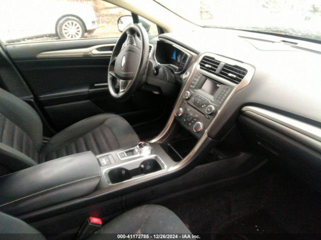 3FA6P0LU3HR305272 Ford Fusion Hybrid Se
