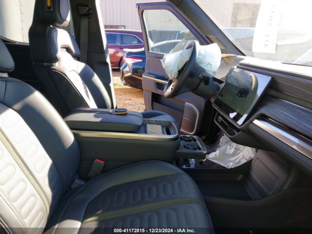 2022 RIVIAN R1T 7FCTGAAA2NN006098 Photo 4