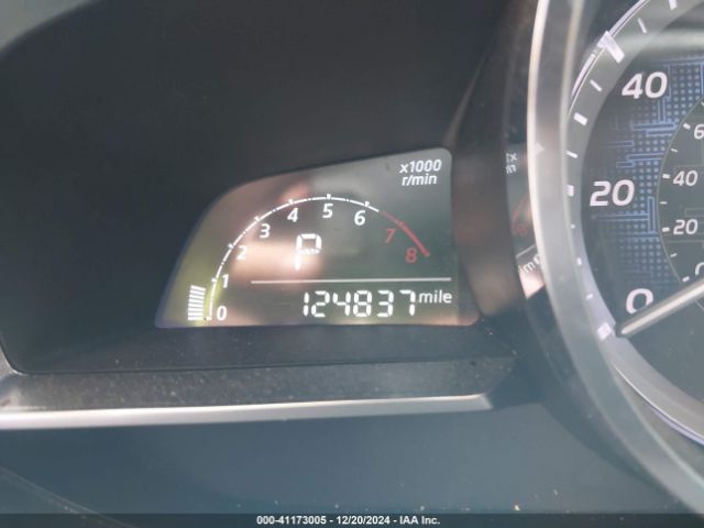 3MYDLBYV8HY170601 Toyota YARIS IA
