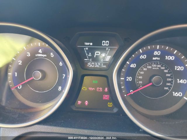 5NPDH4AE1FH581614 Hyundai ELANTRA SE