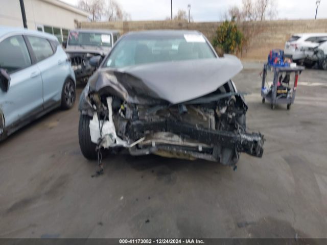4T1BF1FK3HU428408 Toyota CAMRY LE