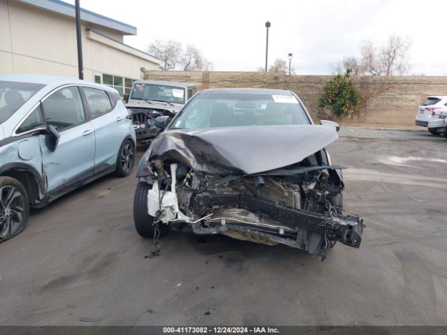 4T1BF1FK3HU428408 Toyota CAMRY LE
