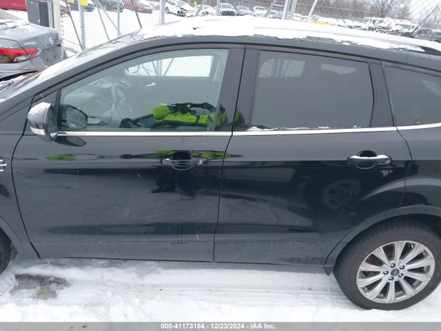 Ford Escape Titanium 2018 1FMCU9J91JUC64160 Image 15