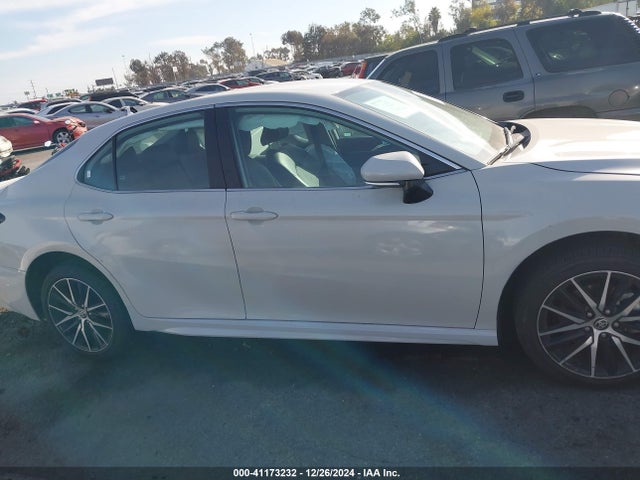 Toyota CAMRY SE 2024 4T1G11AK8RU230338 Image 13