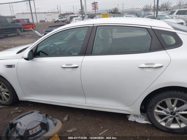 KNAGT4L38G5098529 KIA Optima Lx