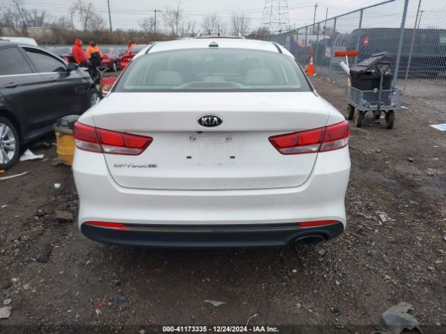 KNAGT4L38G5098529 KIA Optima Lx
