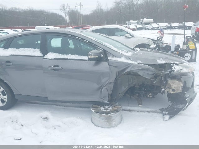 Ford FOCUS SE 2014 1FADP3K28EL242334 Image 17