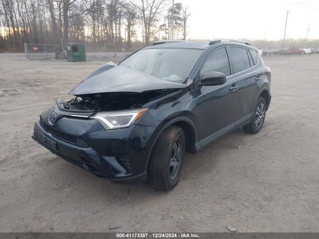 Toyota RAV4 LE 2017 JTMZFREV9HJ111733 Image 2