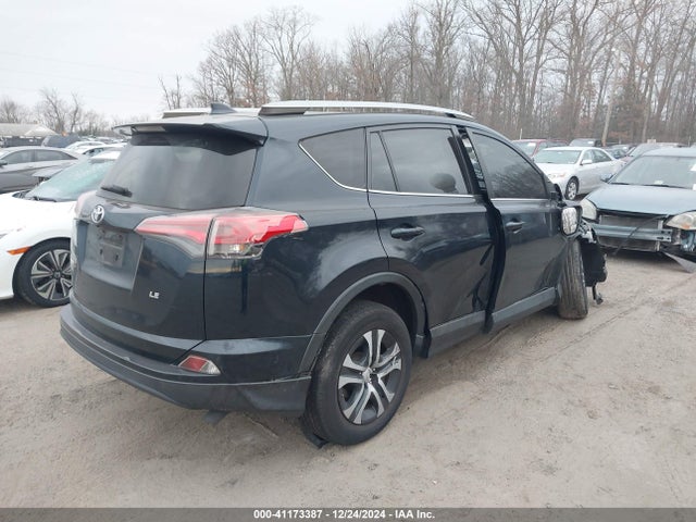 Toyota RAV4 LE 2017 JTMZFREV9HJ111733 Image 4