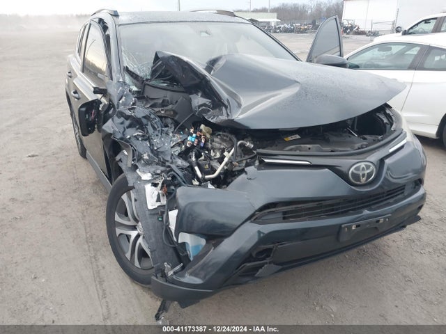 Toyota RAV4 LE 2017 JTMZFREV9HJ111733 Image 6